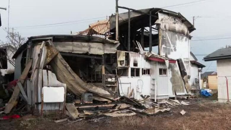 住宅全焼 1人死亡　隣接の空き家も全焼　岩手県花巻市｜FNNプライムオンライン