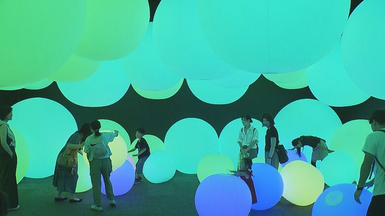世界で1500万人を魅了　来場者参加型のデジタルアート　「チームラボ」展覧会開幕　大分｜FNNプライムオンライン