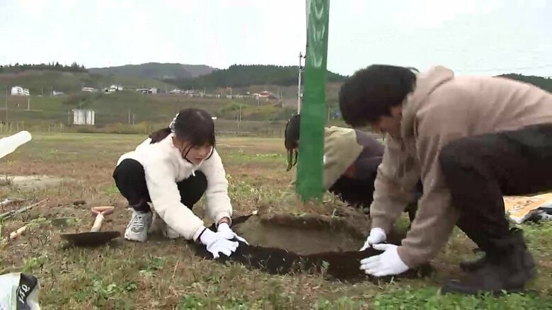 宮城県から参加した熊谷柑那さんと父・竜也さん