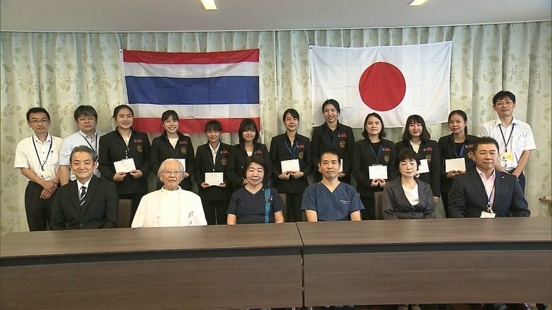 タイ人実習生と受入先スタッフ（焼津・甲賀病院）