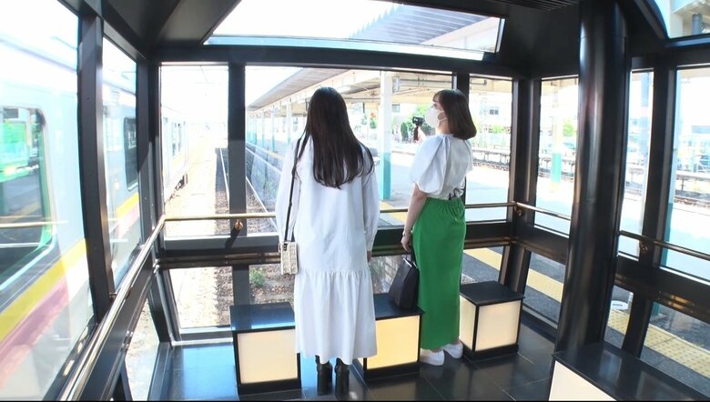 グリーン車専用のパノラマ展望室