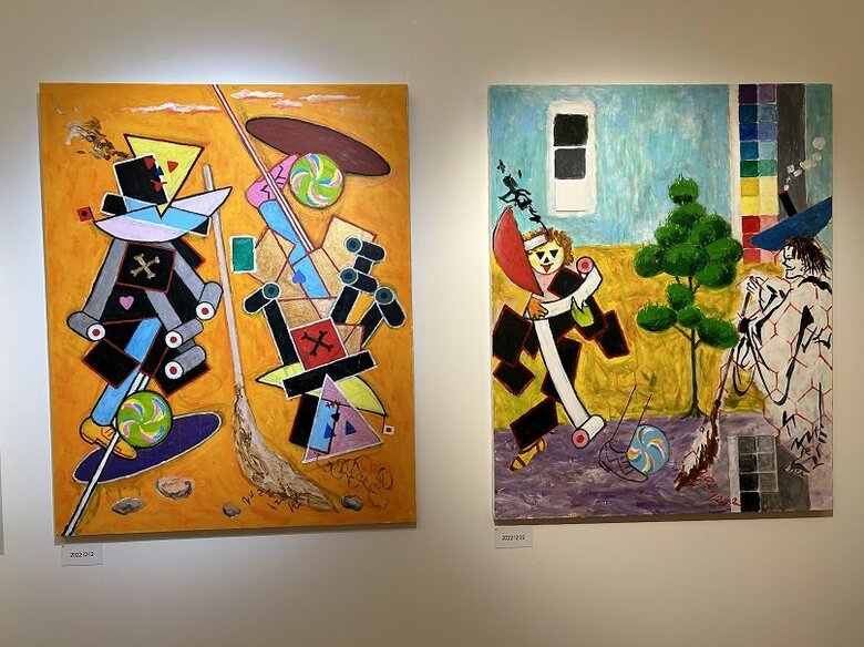 左「2022.12．12」　右「2022.12．22」 唐の僧がロボットに？！