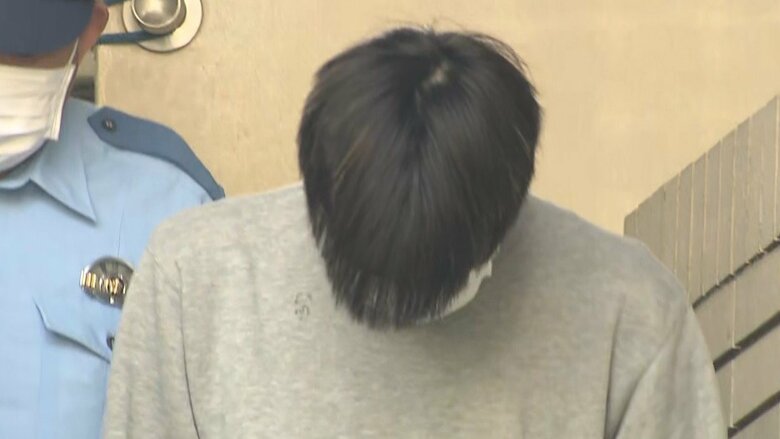 送検される若山耀人容疑者（東京・田園調布署 2日）