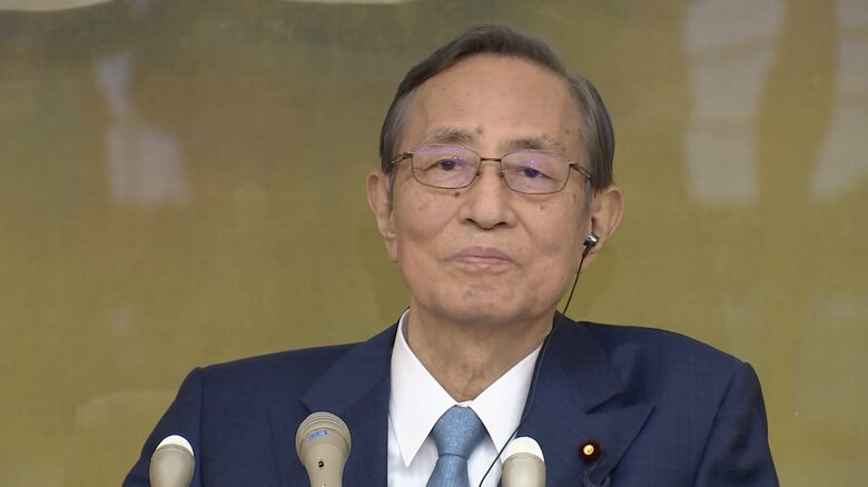 衆院議長の辞職を表明した会見　10月13日