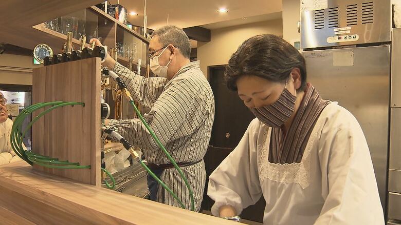 小山一夫さんとみち江さん