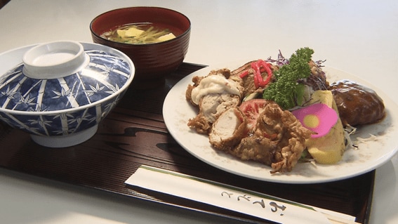 ライオンの看板メニュー「おまかせ定食」（中西夫婦が提供していた頃のもの）