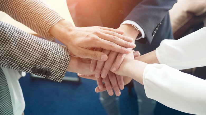 結束力の強化も社会的手抜きを減らす（画像：イメージ）