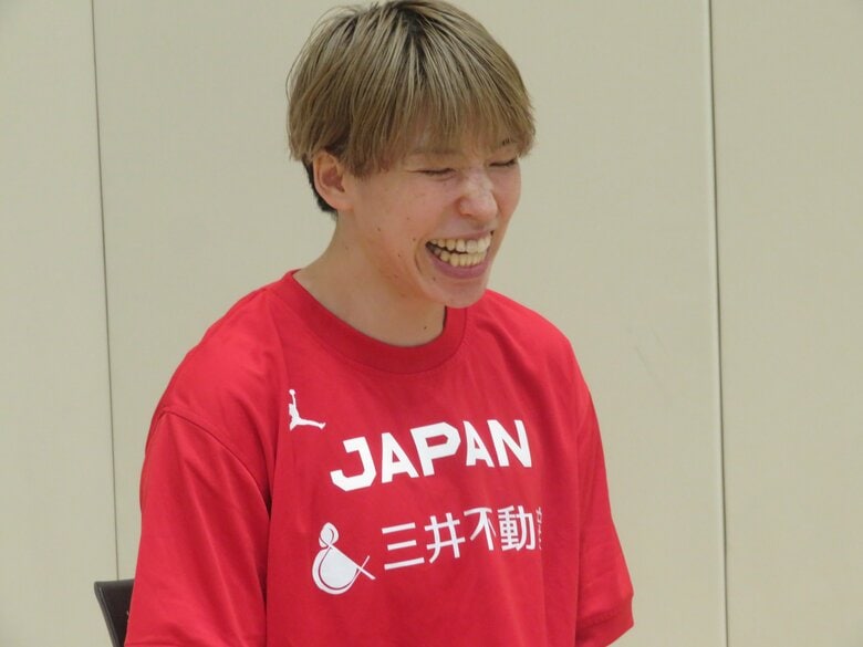 フジテレビの単独インタビューに応じる林咲希（7月1日、都内）