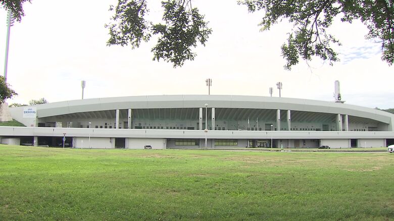 札幌市南区の真駒内公園内にあるセキスイハイムスタジアム