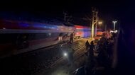 高速鉄道が脱線・衝突で乗客39人死亡 152人負傷　スペイン南部