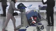 GW最終日で帰国ラッシュピーク　成田空港では約5万3300人が到着見込み　Uターンラッシュで新幹線も混雑続く