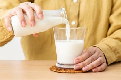 自分が飲んでいるのは実は“牛乳”ではないかも？「成分調整」「無脂肪乳」…それぞれの違いを北海道乳業協会に聞いた