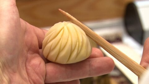 トルコで「和菓子」の出張授業　世界的ブーム“抹茶”のたて方も