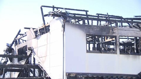 住宅全焼で焼け跡から3人の遺体&hellip;住人の60代夫婦と30代娘と連絡取れず　「部屋の中で豆炭が&hellip;」と通報　長野・東御市