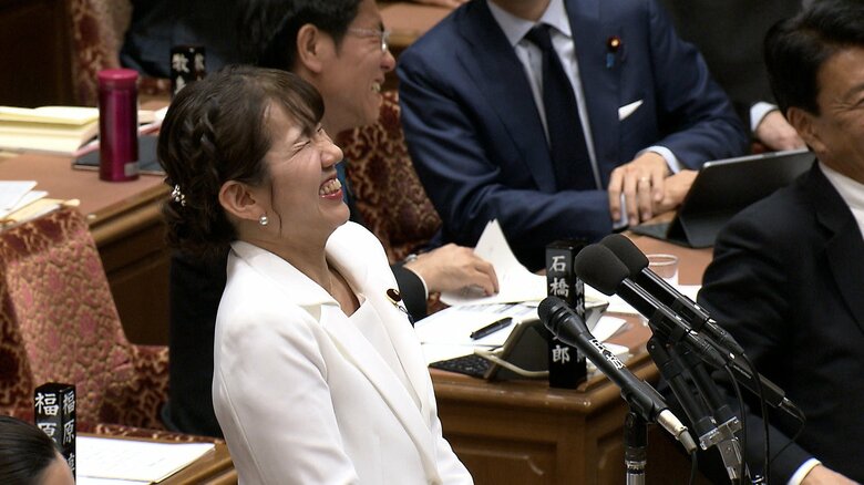 秘書への暴言から9年「お手柔らかに…逆か!」参政・豊田真由子議員が衆院予算委で“セルフツッコミ”　小泉防衛相「お久しぶりです」笑顔で答弁｜FNNプライムオンライン