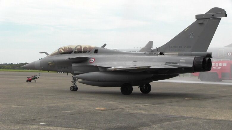 ドイツ・スペイン機と同じ日に飛来した仏ラファールB戦闘機（7/19・百里基地）