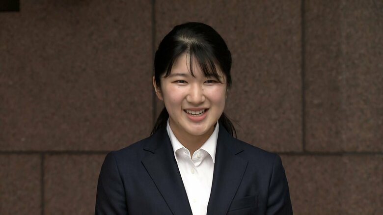 日本赤十字社に初出社された　4月1日