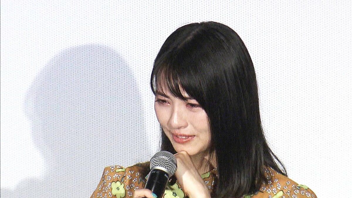 青春っていいなぁって…」浜辺美波 涙がぽろり “理想の夏デート”に妄想が爆発｜FNNプライムオンライン