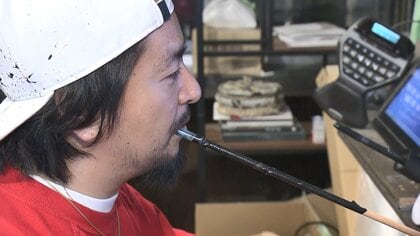 独自の「爆竹絵画」制作　車いすの現代アート作家が新たにデジタル・アートに挑戦【岩手発】