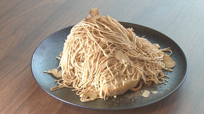 戸隠そばモンブラン(2000円 ※数量限定)