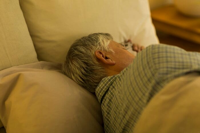 眠れない人はセロトニン不足の可能性も（画像：イメージ）