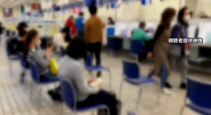 「11時間待ち」も…10万円求め役所が“密”に 生活不安で悲痛な訴え続出