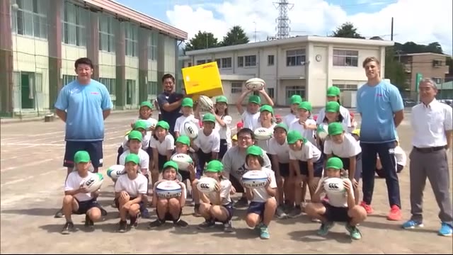 レガシー継承を…講師はヤマハ発2選手 小学校でラグビー教室 静岡・三島市