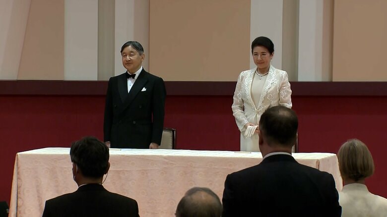 天皇皇后両陛下「日本国際賞」授賞式へ　科学技術と平和への貢献を祝福　皇后さまはクリーム色のロングドレス姿｜FNNプライムオンライン