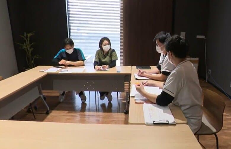 カンファレンスの議事録作成もAIを活用