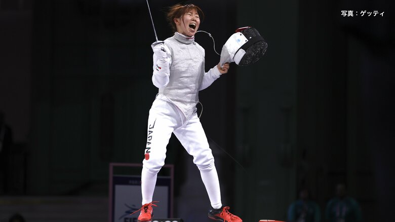 勝利が決まった直後の上野選手