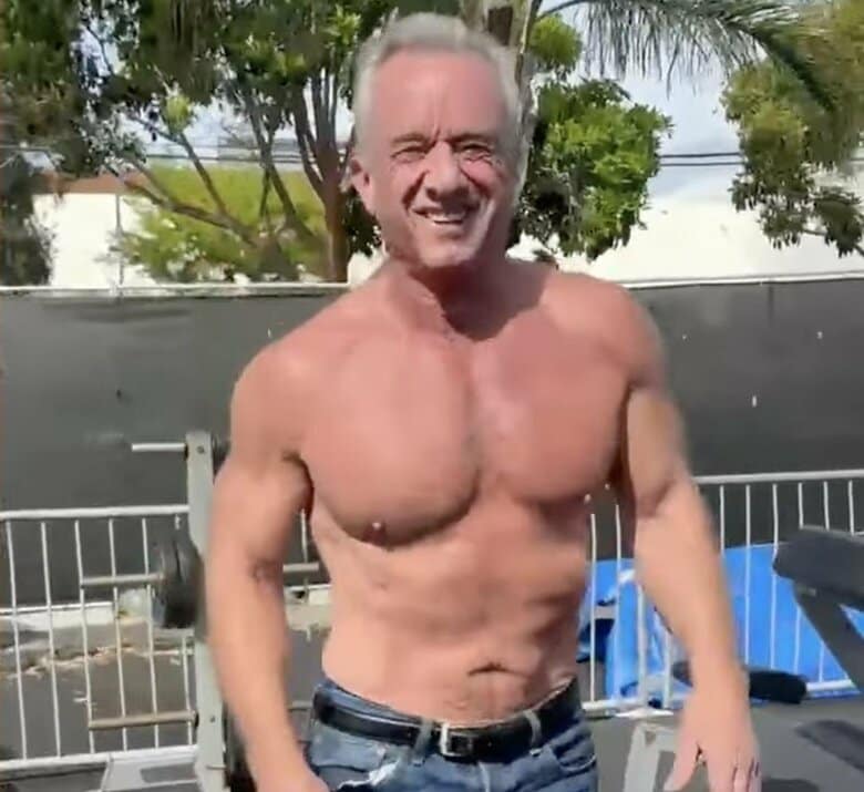 ロバート・ケネディ・ジュニア氏（69）　投稿から2日間で1500万回再生の肉体美