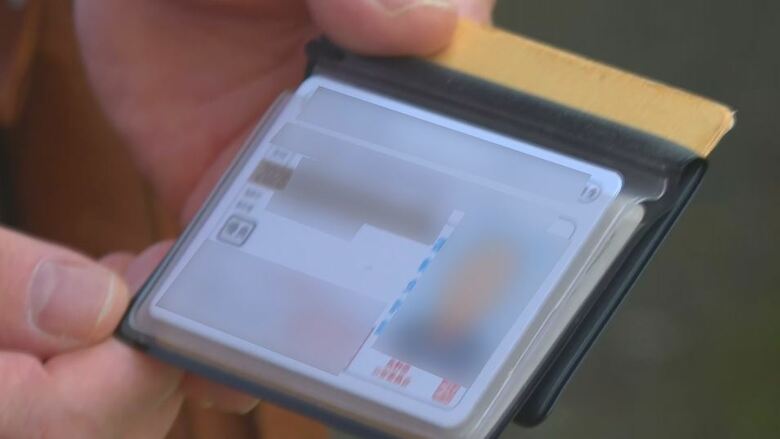 99歳男性の「ゴールド」の運転免許証