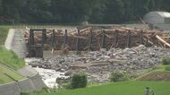 大量の流木せき止めた“鉄の棒”　住宅街への浸水防いだ“門”　記録的豪雨から住民守ったハード対策その効果