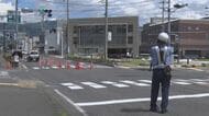 横断歩道で歩行者が乗用車にはねられる　女性が脳挫傷などで重傷の模様　警察は運転の67歳男を過失運転致傷の疑いで現行犯逮捕　長野・岡谷市