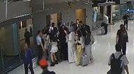 タイの空港で中国の人気俳優“追っかけ”が国際問題に　ゲート無理やり通過など22人搭乗拒否　空港保安員が差別的“ジェスチャー”で後に謝罪