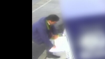 同僚議員のポスター剥がし走り去る…市議「私のものが張り替えられた」と“正当防衛”を主張　器物損壊の疑いで捜査