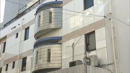 ホテルで女性死亡 強盗殺人か　防犯カメラに外国人風の男