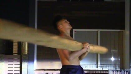 150㎏の“丸太上げ”毎日1時間 肉体を鍛え抜く厳しいトレーニング 「レスリング」五輪優勝を目指す高校3年生