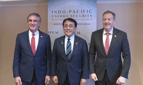 中東情勢緊迫化の中、日米などがエネルギー安保について協議　赤沢経産相「経済活動や国民生活に甚大な影響」