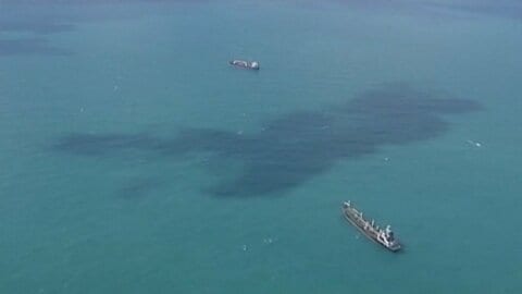 アメリカ軍　ホルムズ海峡で機雷除去の準備開始　艦艇2隻がホルムズ海峡を通過