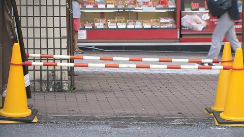 JR平塚駅前のロータリーでタクシーが歩道に突っ込む　歩行者と運転手が病院に搬送　神奈川