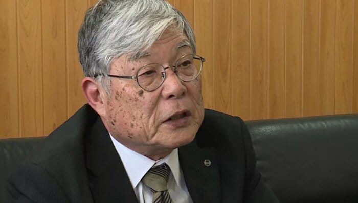 白石市教育委員会　半沢芳典教育長