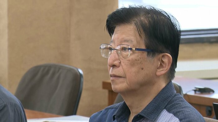 総務委員会に召致された川勝知事(10月4日)