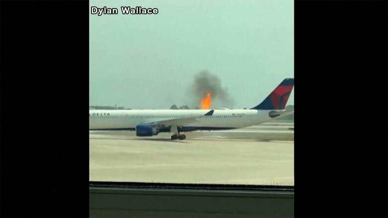 離陸前のデルタ航空機から出火　乗員乗客294人避難も全員無事　アメリカ・フロリダ州オーランド国際空港｜FNNプライムオンライン