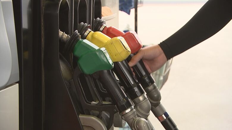 ガソリン価格166.6円／Ｌ…7週連続値下がり　岩手県｜FNNプライムオンライン