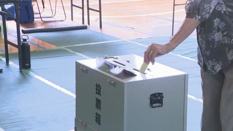 午後4時時点の投票率は17.75％…三重県知事選挙の投票進む 現職と新人の計3人が立候補 期日前投票率は15.40%｜FNNプライムオンライン