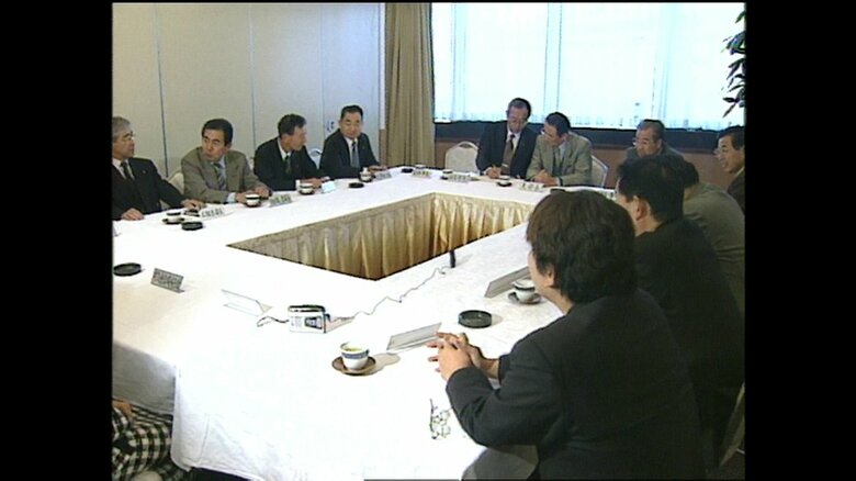 静岡支部が1区支部長として上申し翌年復党(2000年12月)