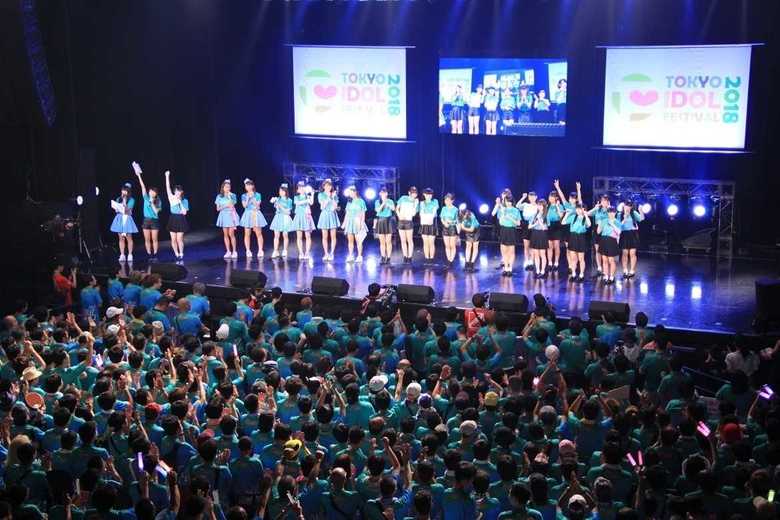 =LOVE、大阪☆春夏秋冬、PASSPO☆スペシャルファンミーティングステージ @HOT STAGE