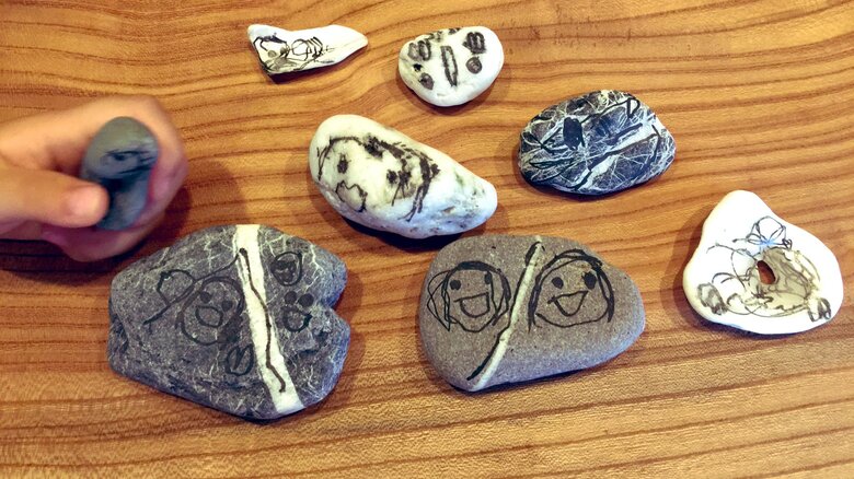 娘さんが「「ビビッときた石」コレクション