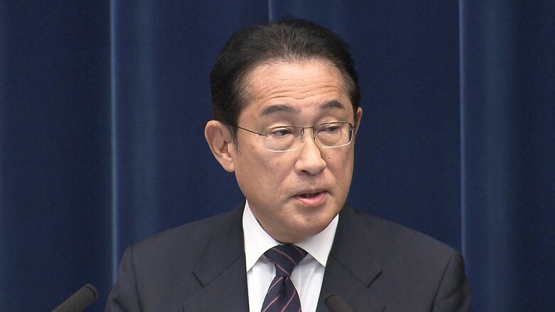 岸田首相は、認知症対策を「国家プロジェクト」として位置づける方針を明らかにした（21日）